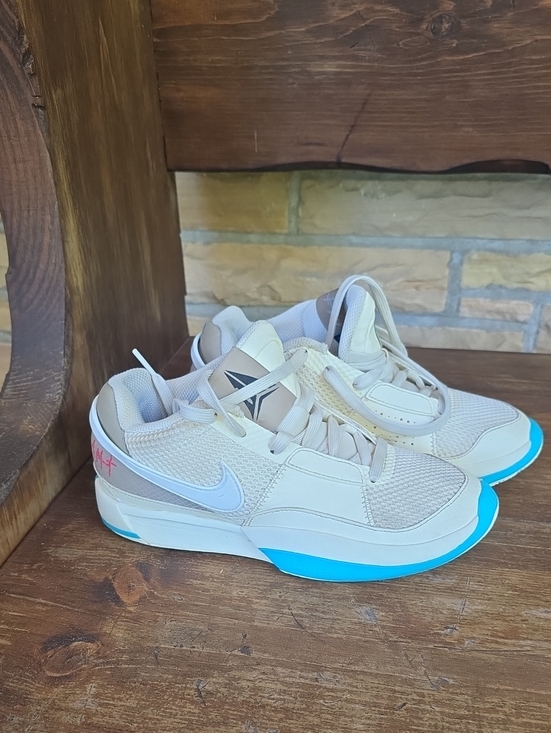 Nike Other - Kids Athletic Sneakers in Light Beige with Blue Accent size 4.5 U.S